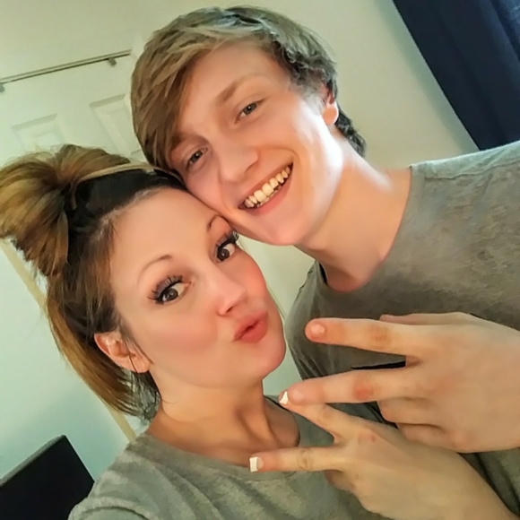 Meet your Posher, Jae - Picture 2 of 4